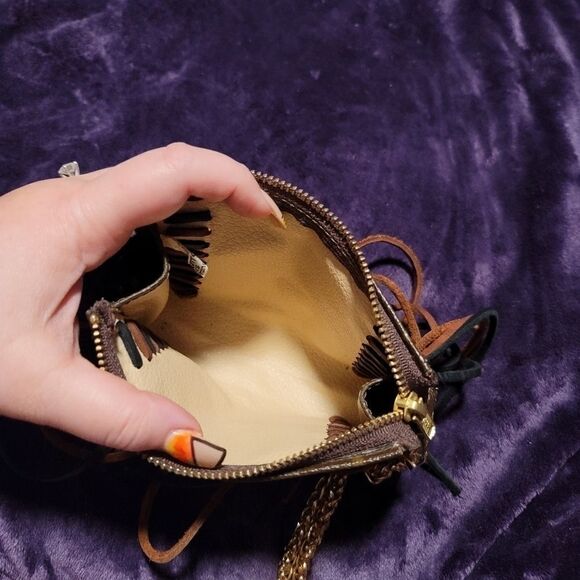 🔷️LV Vintage Boho Crossbody or Wristlet with Fringe on Chain - Picture 11 of 16